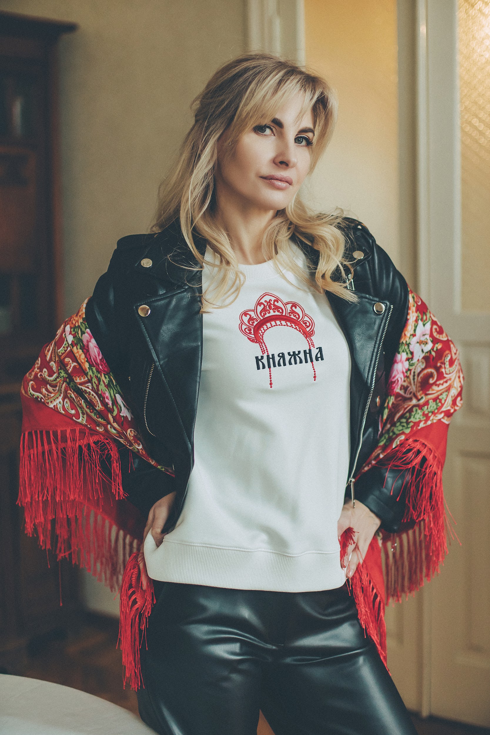 Свитшот “Княжна”, вышивка